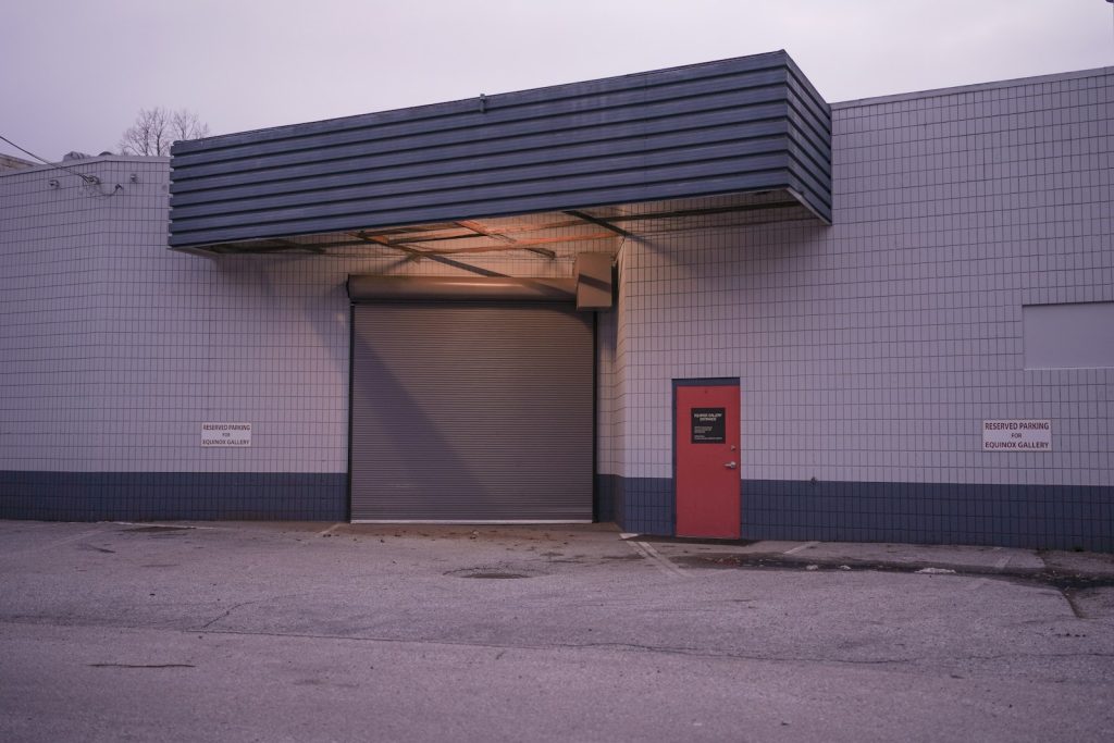 Choosing the Right Garage Door for Your Home or Business